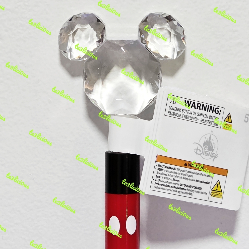DISNEY PARKS MICKEY MOUSE LIGHT UP PEN - Picture 2 of 5
